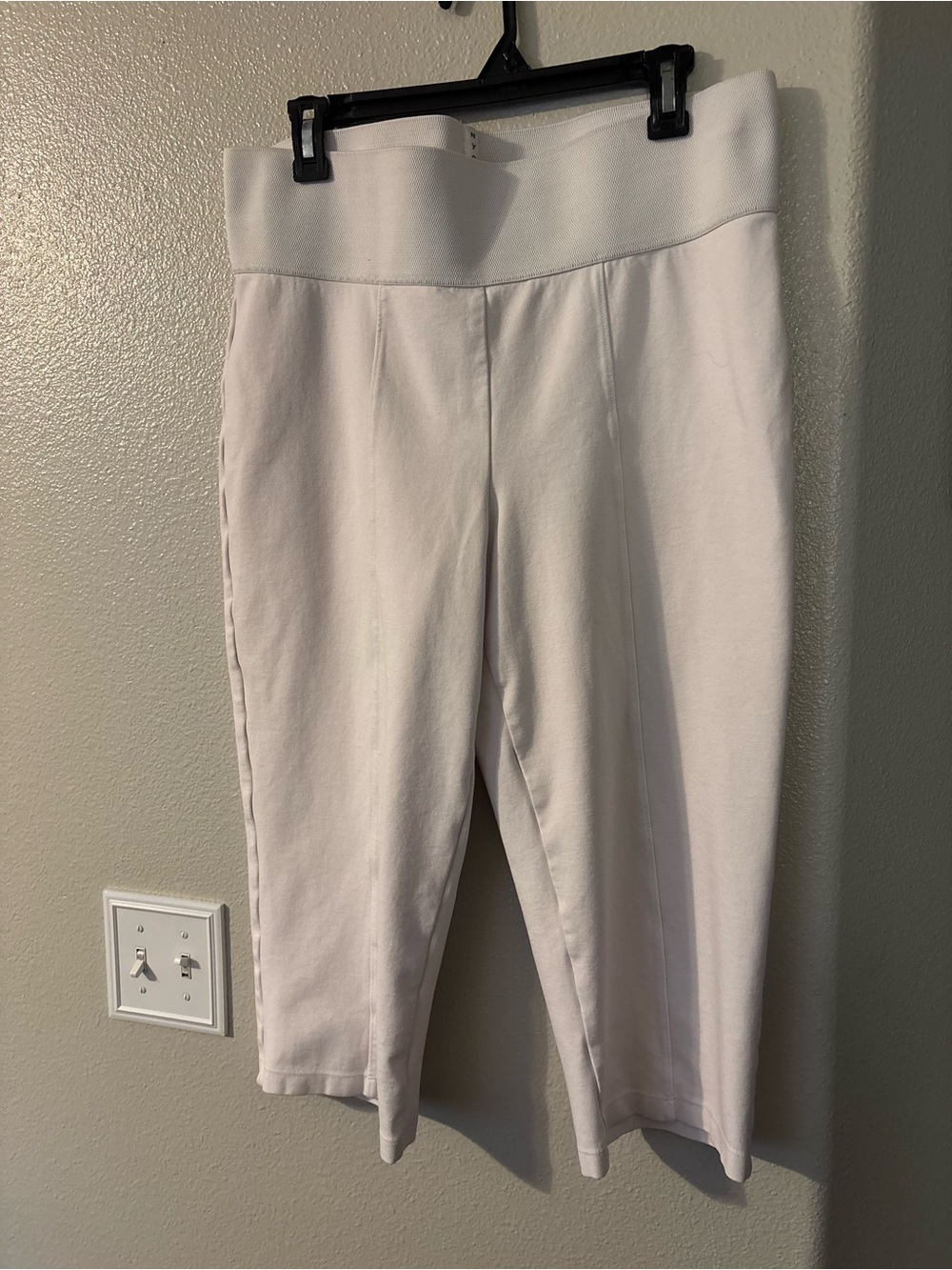 Nygard Slims White Knit Elastic Waist Pull On Pintuck Capri Pants Plus Size 1X